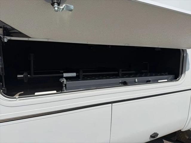 2024 Mercedes-Benz Sprinter 3500XD Chassis Standard Roof 4-Cyl Diesel HO