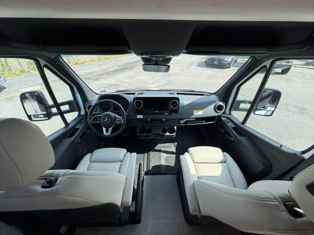 2024 Mercedes-Benz Sprinter 3500XD Chassis Standard Roof 4-Cyl Diesel HO
