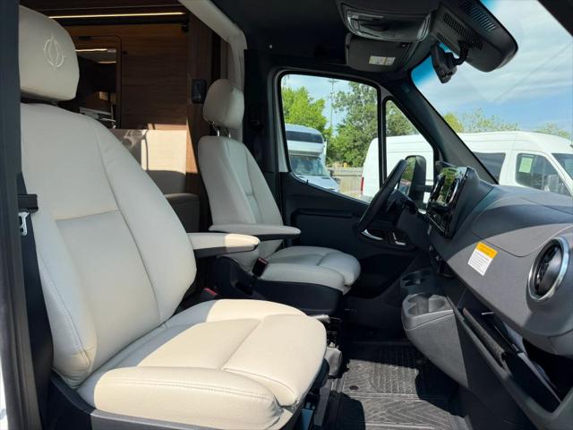2024 Mercedes-Benz Sprinter 3500XD Chassis Standard Roof 4-Cyl Diesel HO