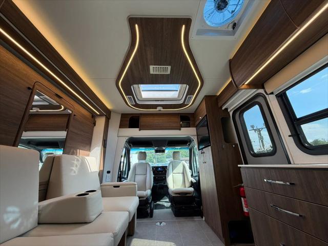 2024 Mercedes-Benz Sprinter 3500XD Chassis Standard Roof 4-Cyl Diesel HO