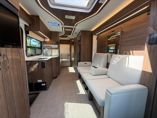 2024 Mercedes-Benz Sprinter 3500XD Chassis Standard Roof 4-Cyl Diesel HO