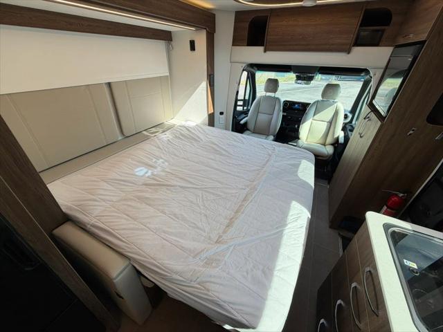 2024 Mercedes-Benz Sprinter 3500XD Chassis Standard Roof 4-Cyl Diesel HO