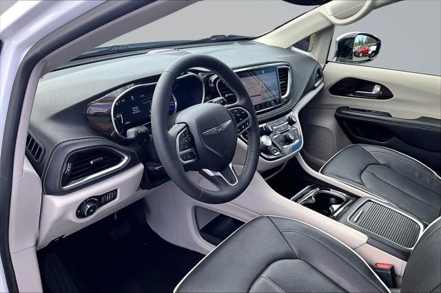 2023 Chrysler Pacifica Hybrid Limited