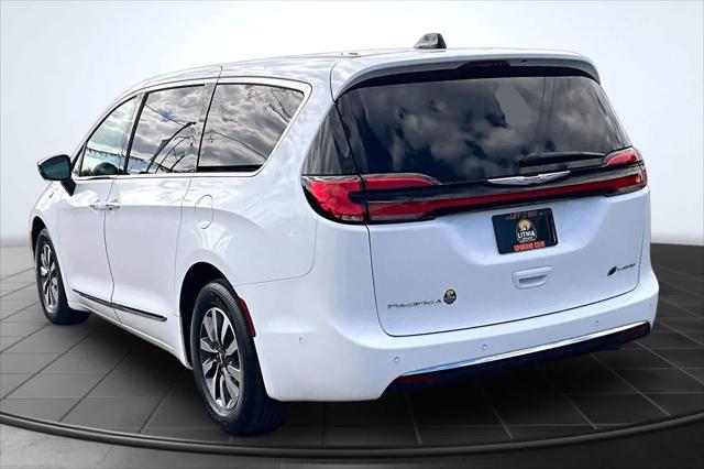 2023 Chrysler Pacifica Hybrid Limited