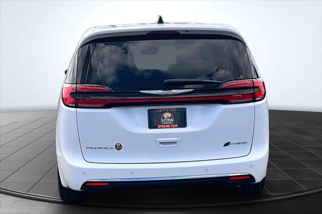 2023 Chrysler Pacifica Hybrid Limited