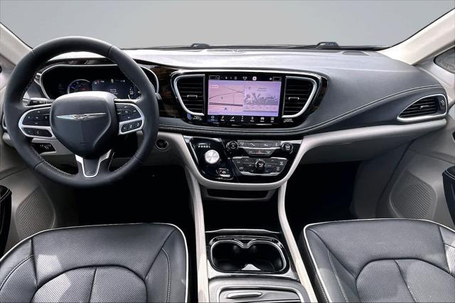 2023 Chrysler Pacifica Hybrid Limited
