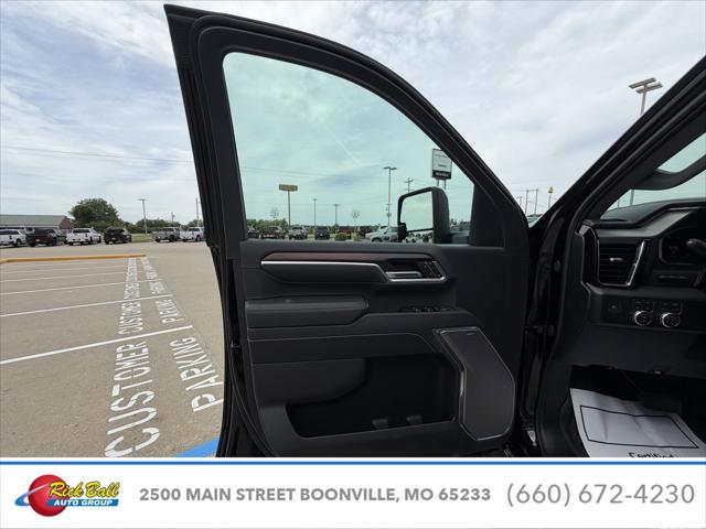 2026 GMC Sierra 2500HD Crew Cab, Standard Bed, Denali, 4WD