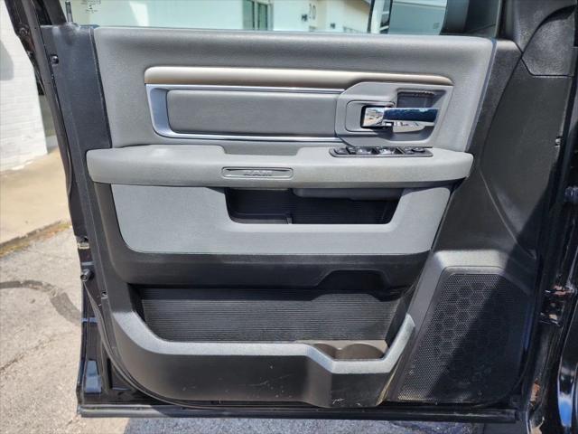 2019 Ram 1500 Classic SLT Pickup 4D 6 1/3 ft
