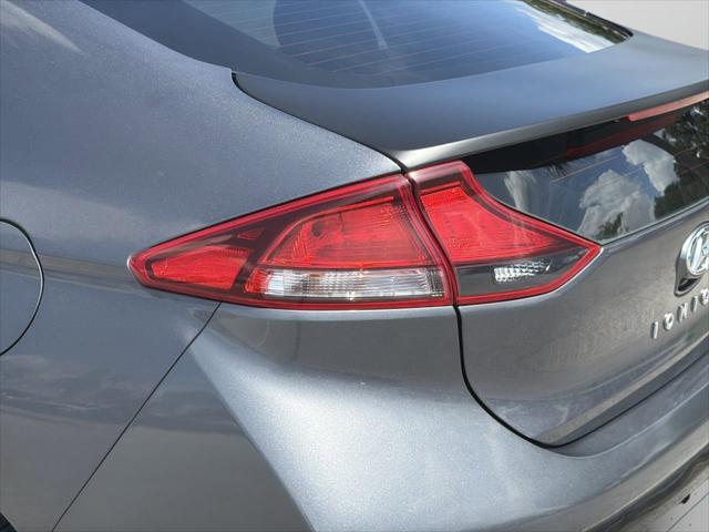 2018 Hyundai IONIQ Hybrid Blue