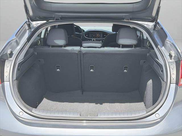 2018 Hyundai IONIQ Hybrid Blue