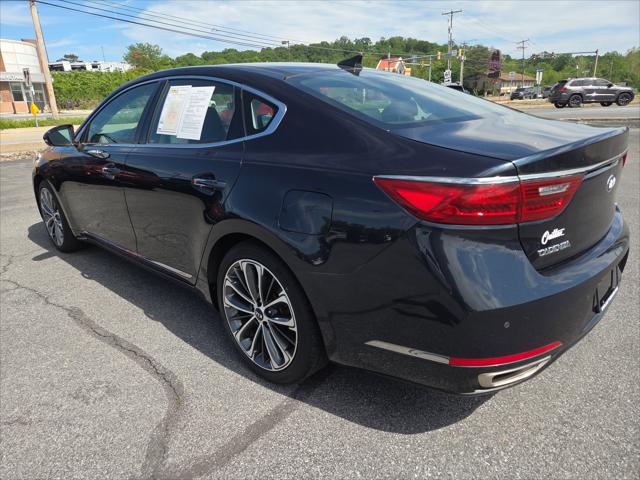 2019 Kia Cadenza Technology