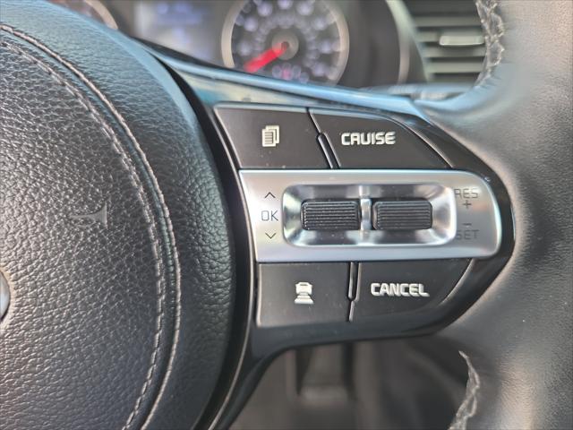 2019 Kia Cadenza Technology