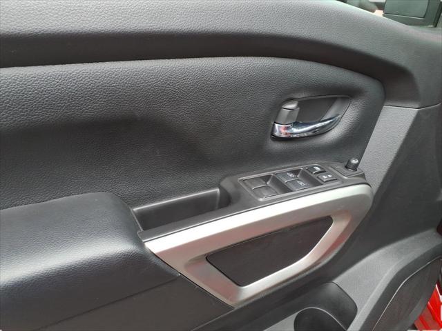 2022 Nissan Titan Crew Cab SV 4x4