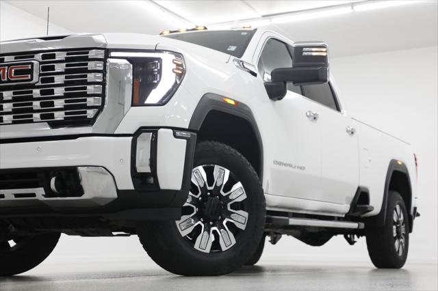 2024 GMC Sierra 2500HD 4WD Crew Cab Long Bed Denali