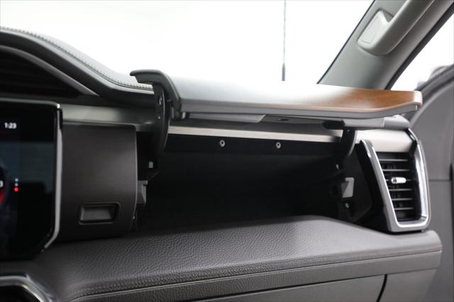 2024 GMC Sierra 2500HD 4WD Crew Cab Long Bed Denali