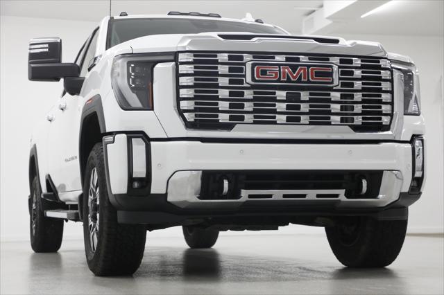 2024 GMC Sierra 2500HD 4WD Crew Cab Long Bed Denali
