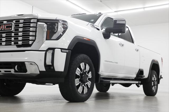 2024 GMC Sierra 2500HD 4WD Crew Cab Long Bed Denali