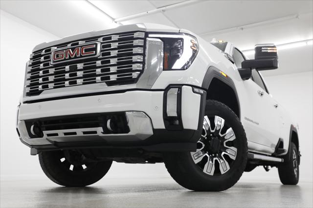 2024 GMC Sierra 2500HD 4WD Crew Cab Long Bed Denali