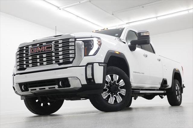 2024 GMC Sierra 2500HD 4WD Crew Cab Long Bed Denali