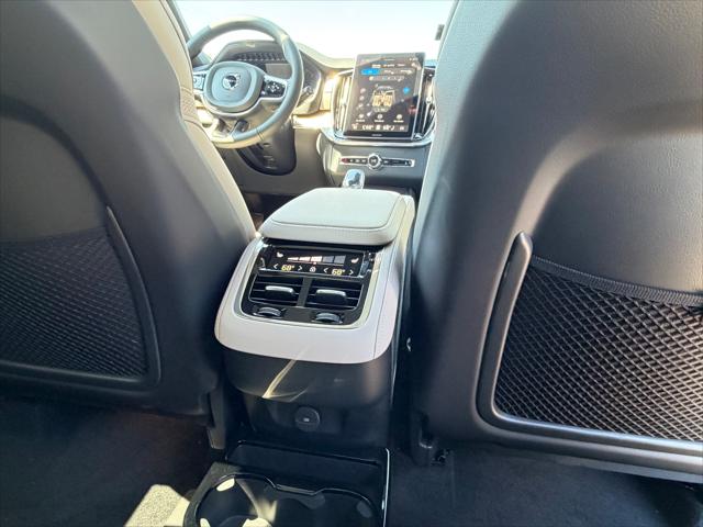 2026 Volvo XC90 Plus, B6 AWD Gas (mild hybrid), Gasoline, Bright, 6 Seats