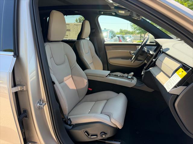 2026 Volvo XC90 Plug-In Hybrid Ultra, T8 AWD, Electric/Gasoline, Bright, 6 Seats