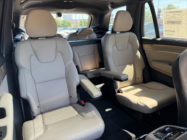 2026 Volvo XC90 Plug-In Hybrid Ultra, T8 AWD, Electric/Gasoline, Bright, 6 Seats