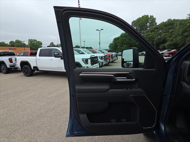 2026 Chevrolet Silverado 2500HD Crew Cab, Standard Bed, LT, 4WD