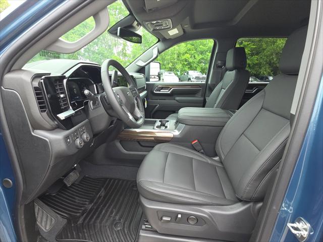 2026 Chevrolet Silverado 2500HD Crew Cab, Standard Bed, LT, 4WD