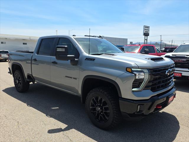 2026 Chevrolet Silverado 2500HD Crew Cab, Standard Bed, LT, 4WD