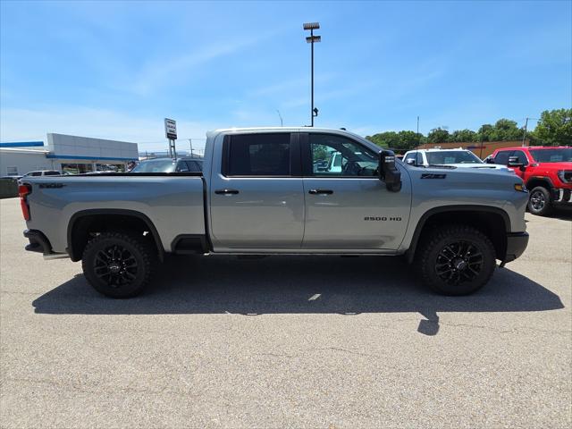 2026 Chevrolet Silverado 2500HD Crew Cab, Standard Bed, LT, 4WD