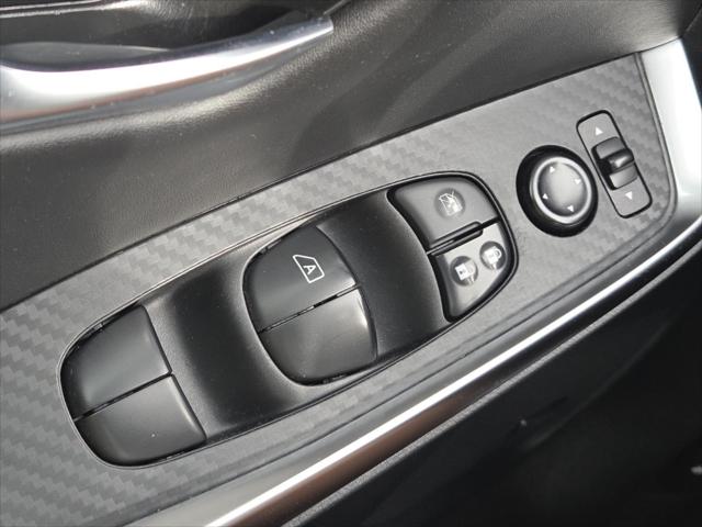 2022 Nissan Sentra SR Xtronic CVT