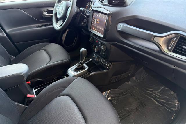 2023 Jeep Renegade Latitude 4x4