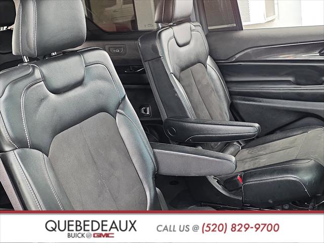 2022 Jeep Grand Cherokee L Altitude 4x2