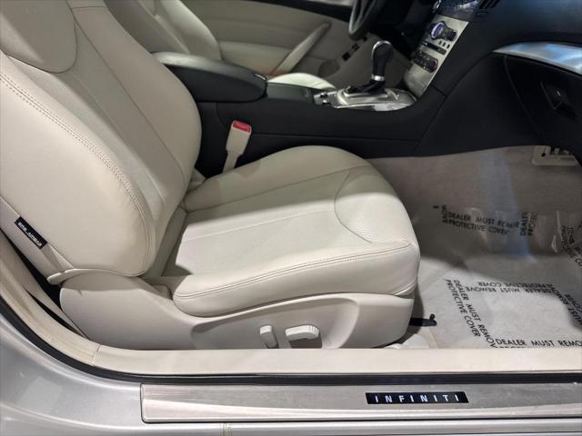 2014 INFINITI Q60 Journey