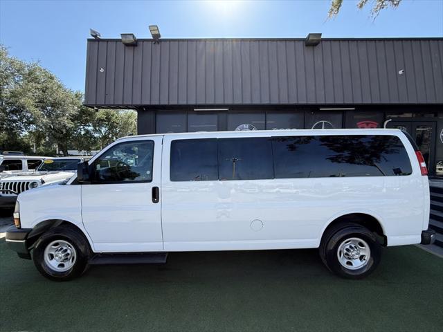 2023 Chevrolet Express Passenger RWD 3500 Extended Wheelbase LT