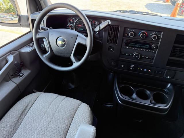 2023 Chevrolet Express Passenger RWD 3500 Extended Wheelbase LT