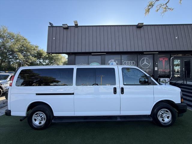 2023 Chevrolet Express Passenger RWD 3500 Extended Wheelbase LS
