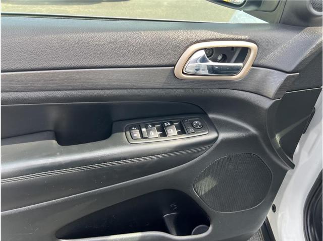 2015 Jeep Grand Cherokee Laredo
