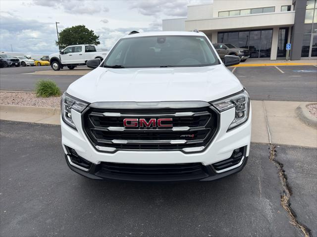2022 GMC Terrain AWD AT4