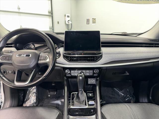 2022 Jeep Compass Latitude Lux 4x4