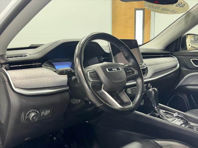 2022 Jeep Compass Latitude Lux 4x4