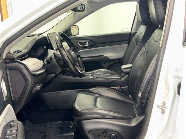 2022 Jeep Compass Latitude Lux 4x4