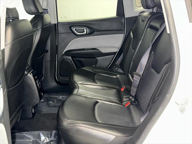 2022 Jeep Compass Latitude Lux 4x4