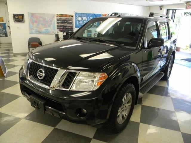 2012 Nissan Pathfinder Silver for sale in St Louis, MO