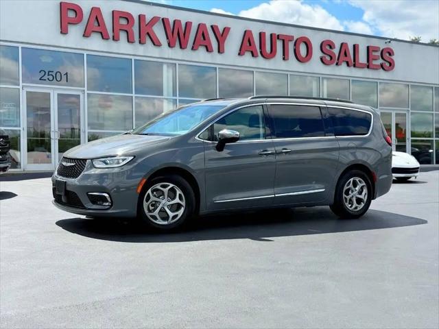 2023 Chrysler Pacifica Limited for sale in Morristown, TN