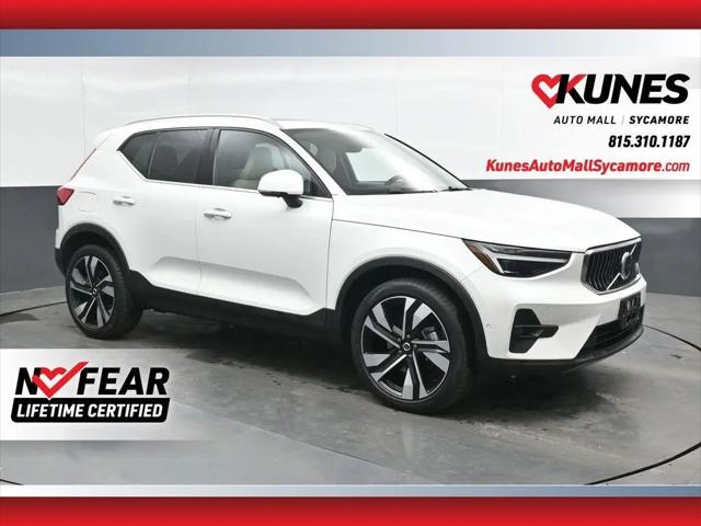 2023 Volvo XC40 B5 Ultimate Bright Theme for sale in Sycamore, IL