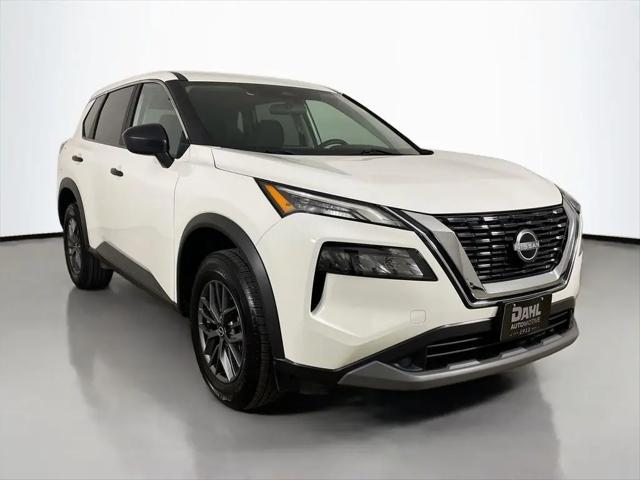 2023 Nissan Rogue S FWD for sale in La Crosse, WI