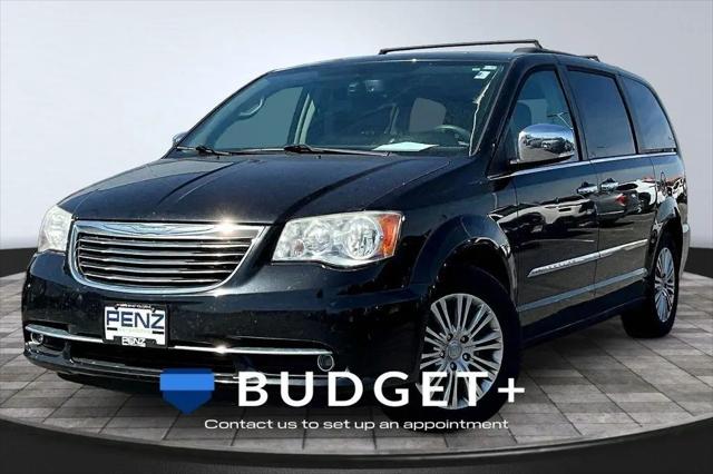 2014 Chrysler Town & Country Touring-L for sale in Rochester, MN