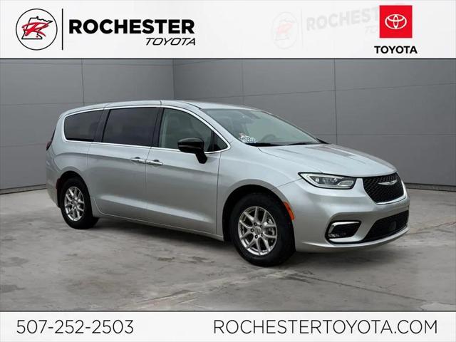 2024 Chrysler Pacifica Touring L for sale in Rochester, MN