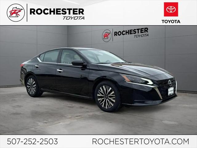 2024 Nissan Altima SV FWD for sale in Rochester, MN